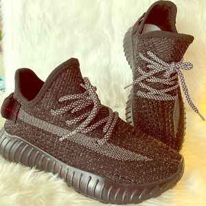 Rare women’s yeezy look a like sparkle glitter